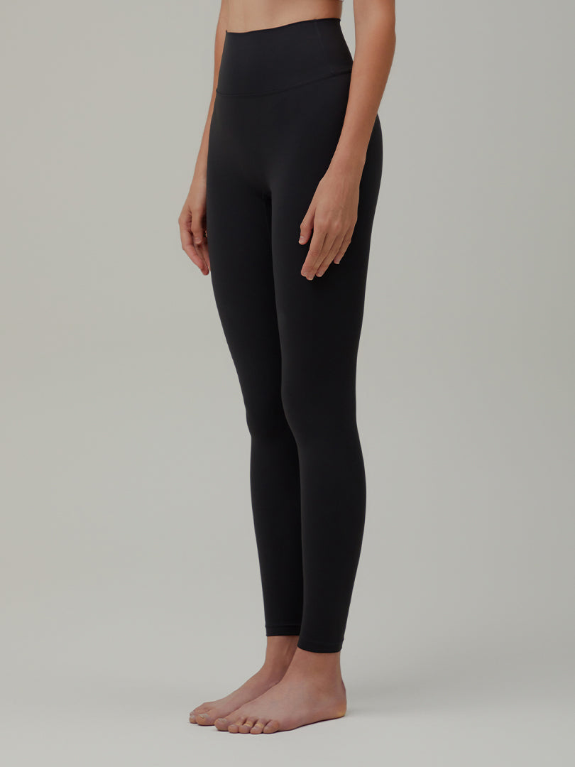 [SET] andar 極暖セットアップ(Airy Fit ピーチ起毛 オーバーフィット T(長袖)+ユーロセンス Italy 裏起毛レギンス) - andar JAPAN