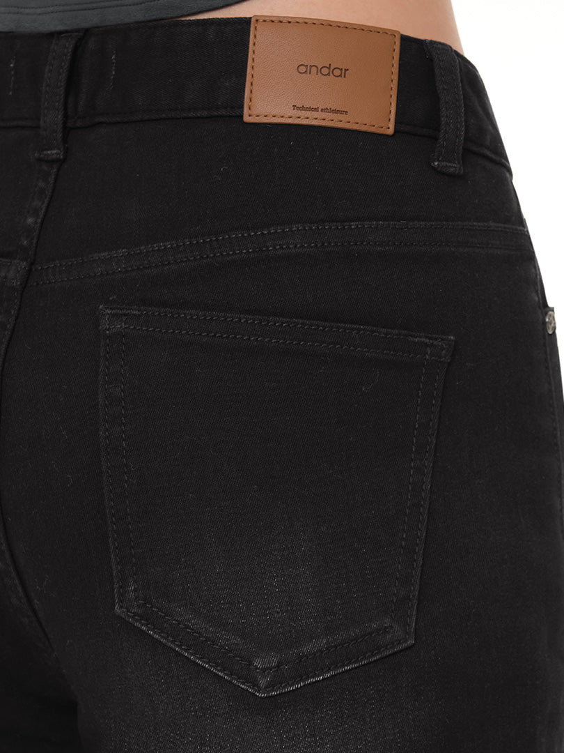 airdenim ストレートフィット ブラックジーンズ