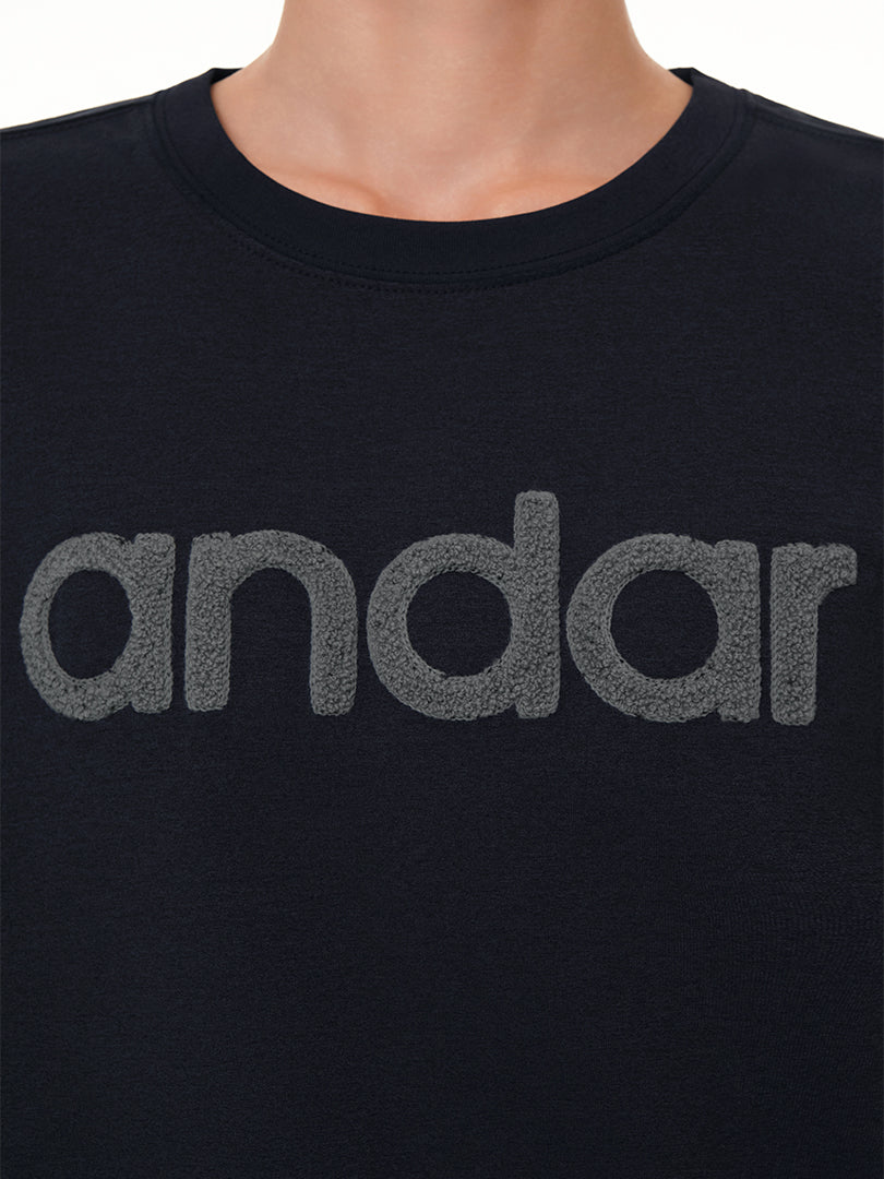 シグネチャーロゴ Airy Fit 裏起毛 クロップド丈 スウェット - andar JAPAN