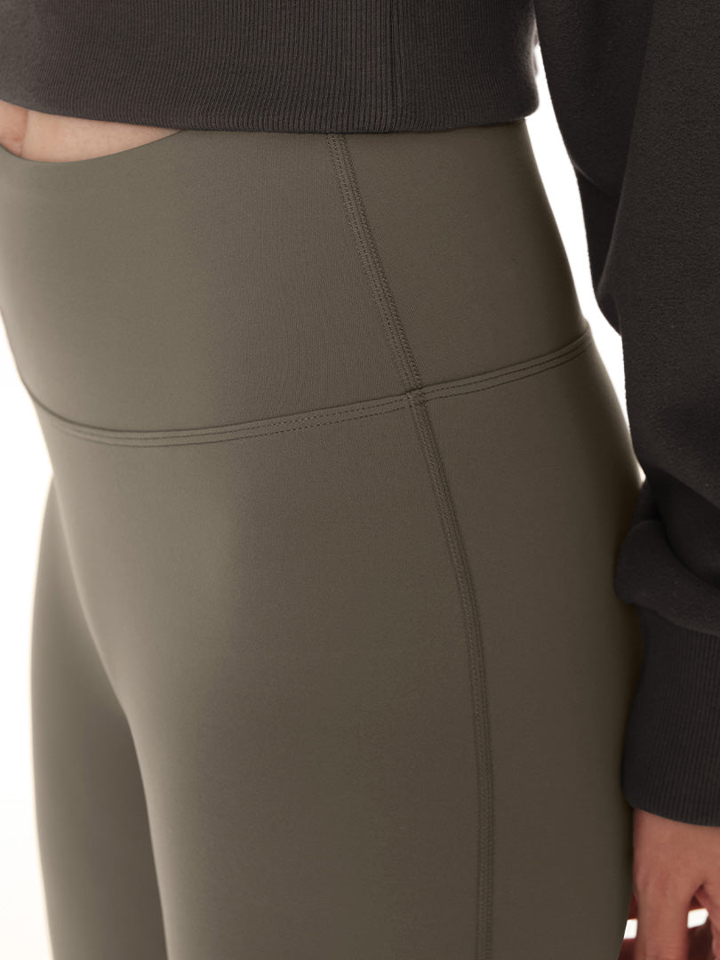 [1+1] NEW Airywin 裏起毛シャロンフレアレギンス - andar JAPAN