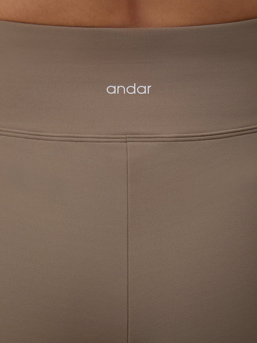 Airywin セミ裏起毛ワイドレギンス - andar JAPAN