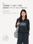 Mildmooth シグネチャーロゴ入りフリースカラージップアップ - andar JAPAN