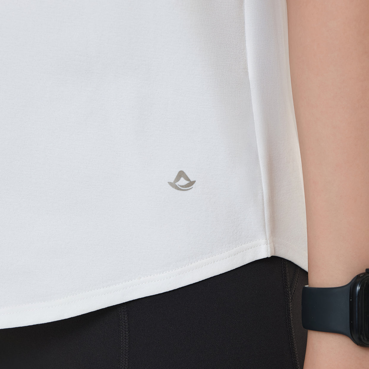 airyfit ノースリーブ - andar JAPAN
