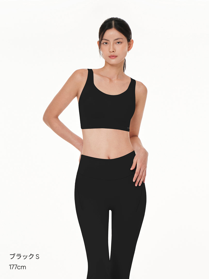 ツイストバック スポーツブラ(パッド縫い付け) | andar JAPAN