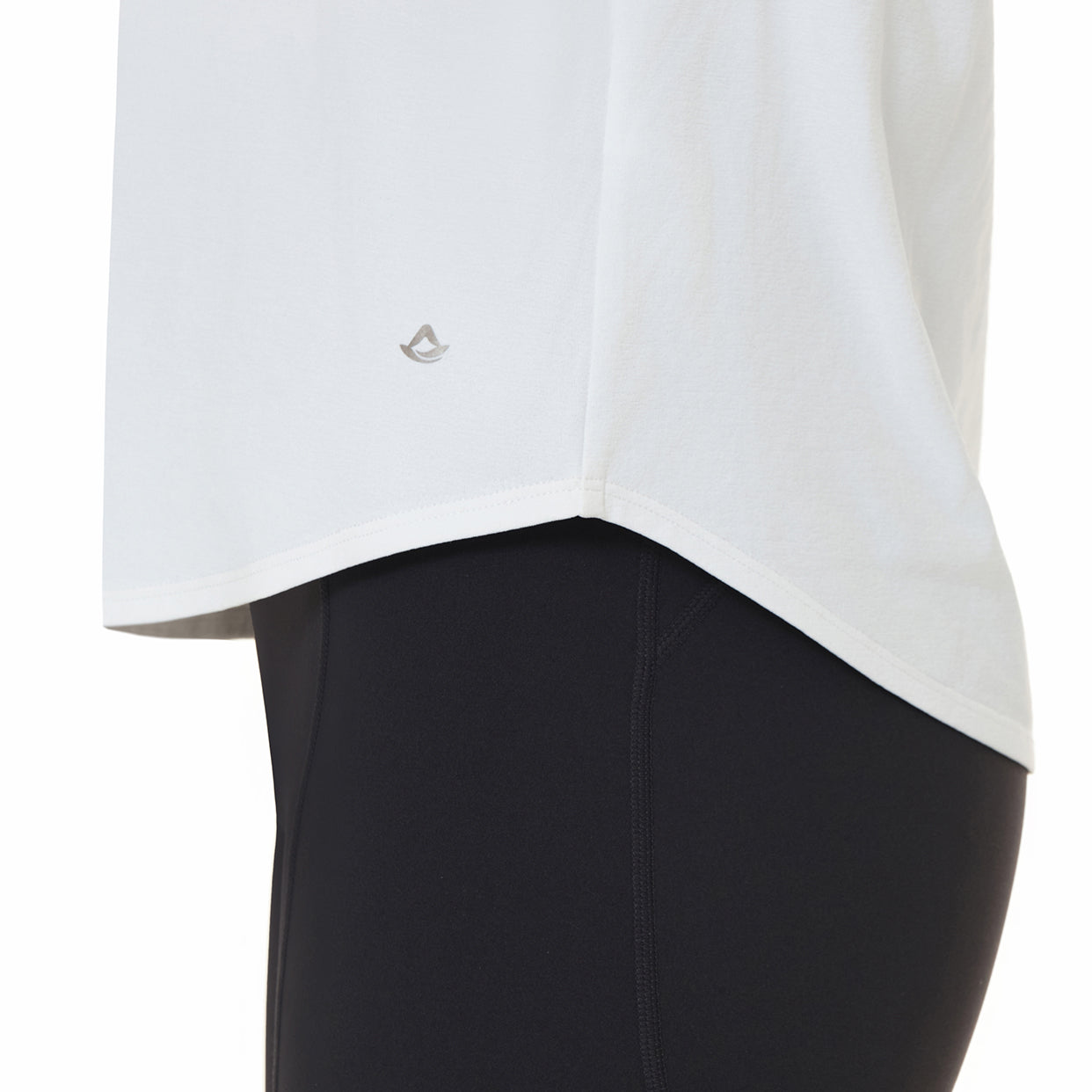 airyfit ノースリーブ - andar JAPAN