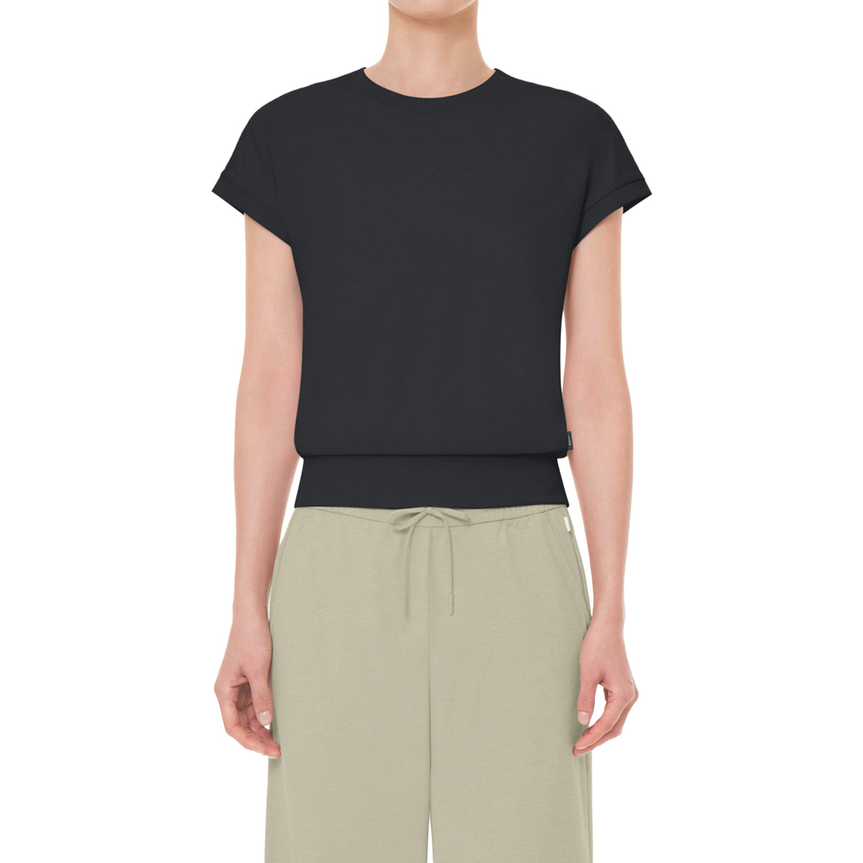 airyfit トップス (半袖)