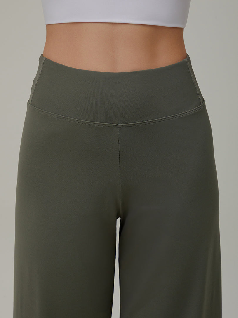 Airywin セミワイドレギンス - andar JAPAN