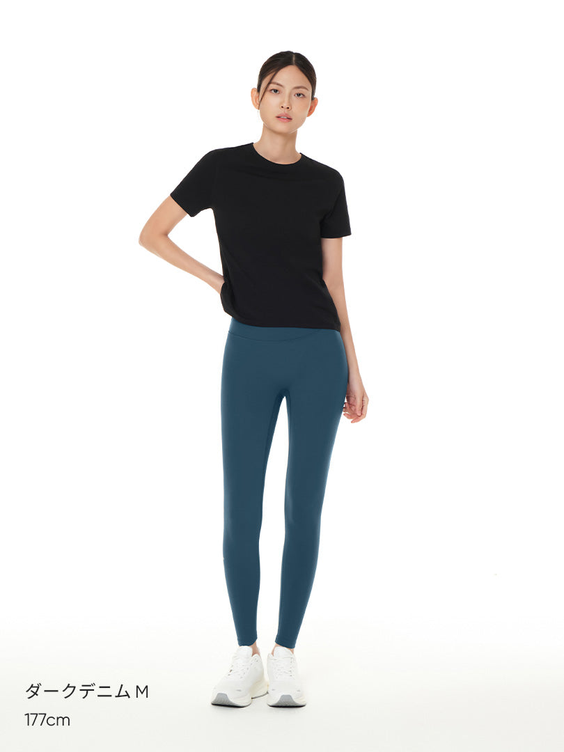 Airywin シグネチャー レギンス (ダークデニム) | andar JAPAN